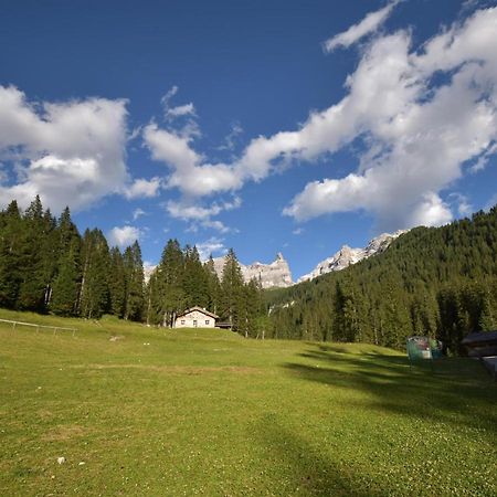 Chalet Brenta Dolomites Villa Madonna Esterno foto