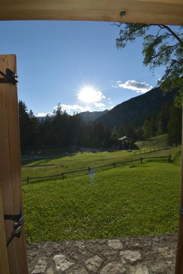 Chalet Brenta Dolomites Villa Madonna Esterno foto