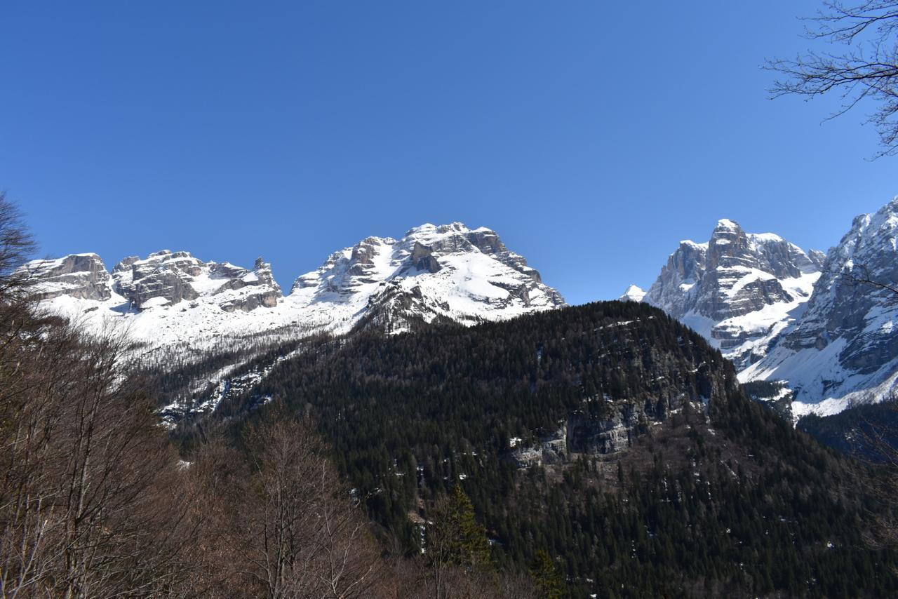 Chalet Brenta Dolomites Villa Madonna Esterno foto