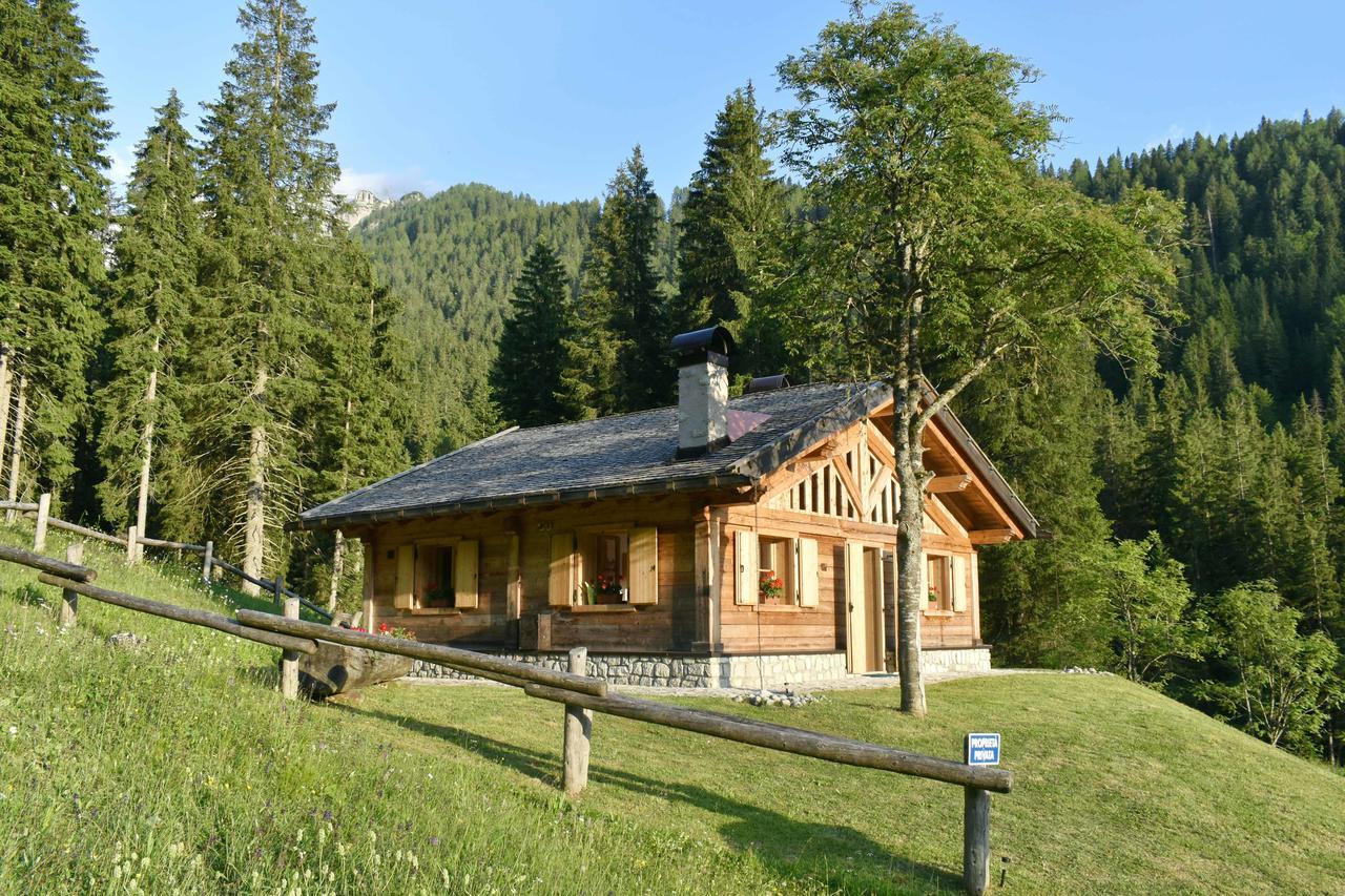 Chalet Brenta Dolomites Villa Madonna Esterno foto