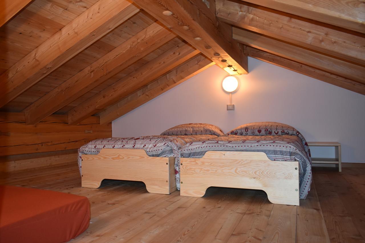 Chalet Brenta Dolomites Villa Madonna Esterno foto