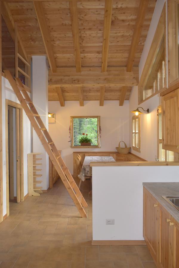 Chalet Brenta Dolomites Villa Madonna Esterno foto